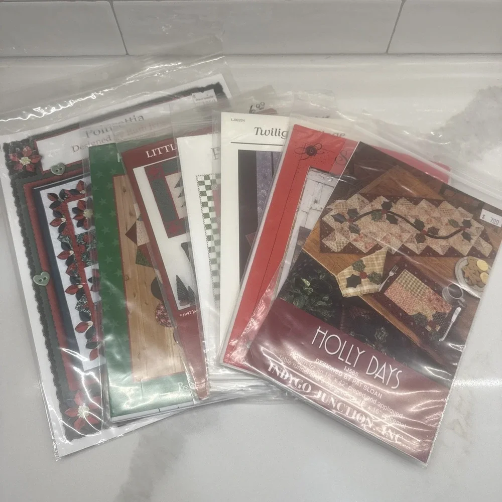 NEW! Lot Of 7 Winter/Christmas Quilting/ Sewing Project Patterns - Fast Shipping